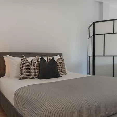 Phaedrus Living Breeze Residences Grace Λάρνακα